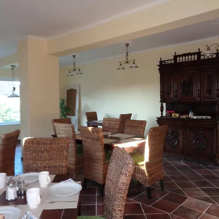 Arnyas Park Apartmanhaz