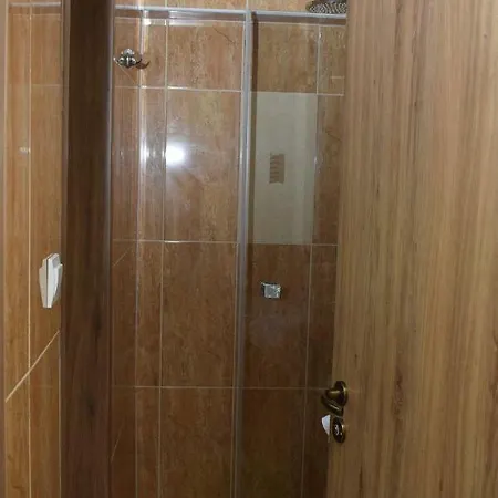 Arnyas Park Apartmanhaz *